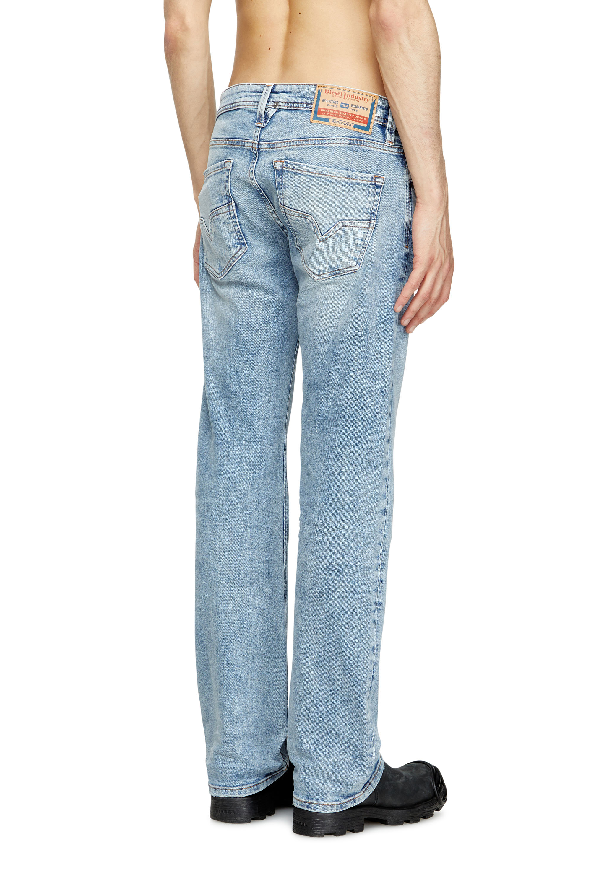 Diesel - Man's Regular Jeans 1985 Larkee 0DBDV, Light Blue - 3