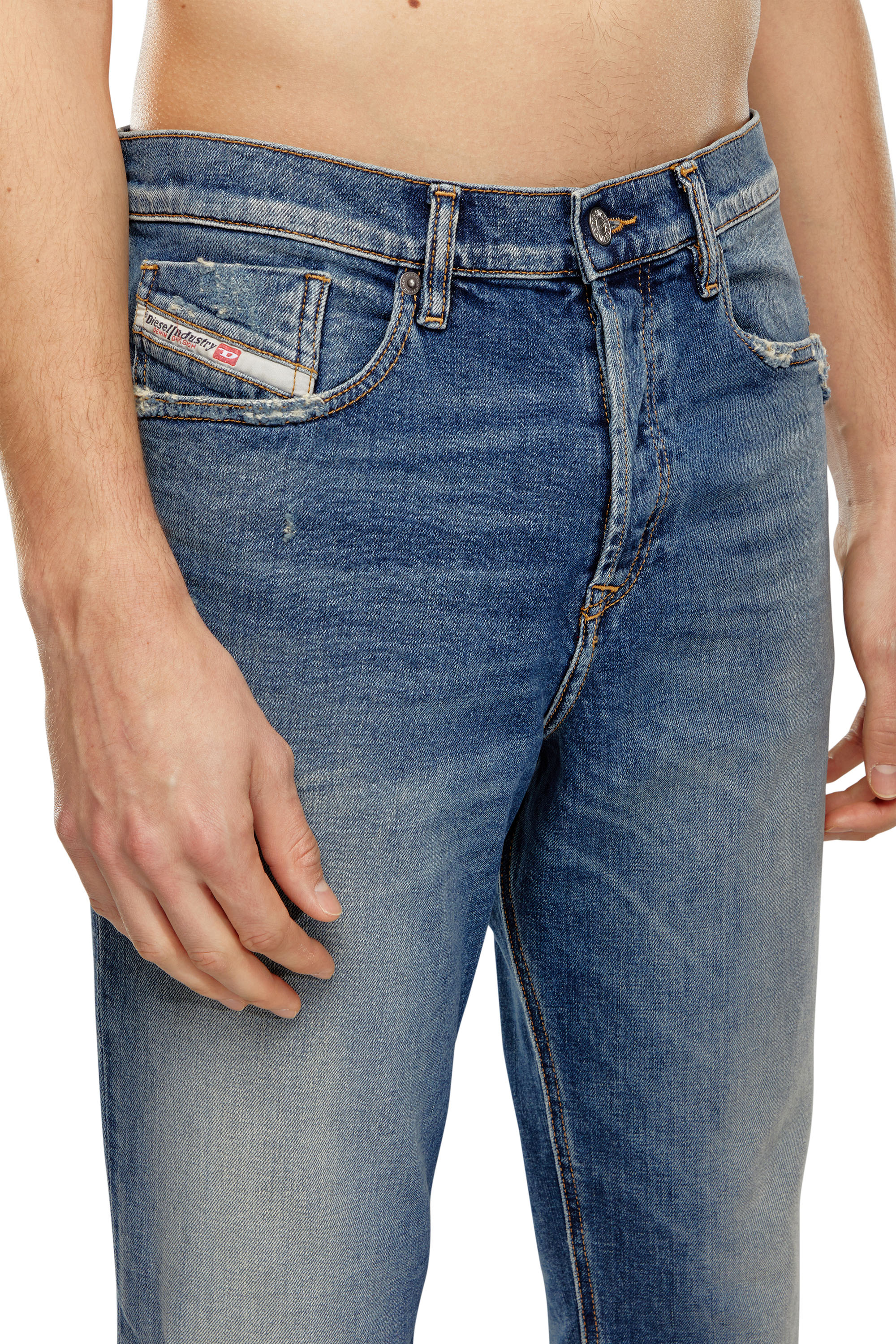 Diesel - Man's Regular Jeans 2005 D-Fining 09H45, Medium blue - 5