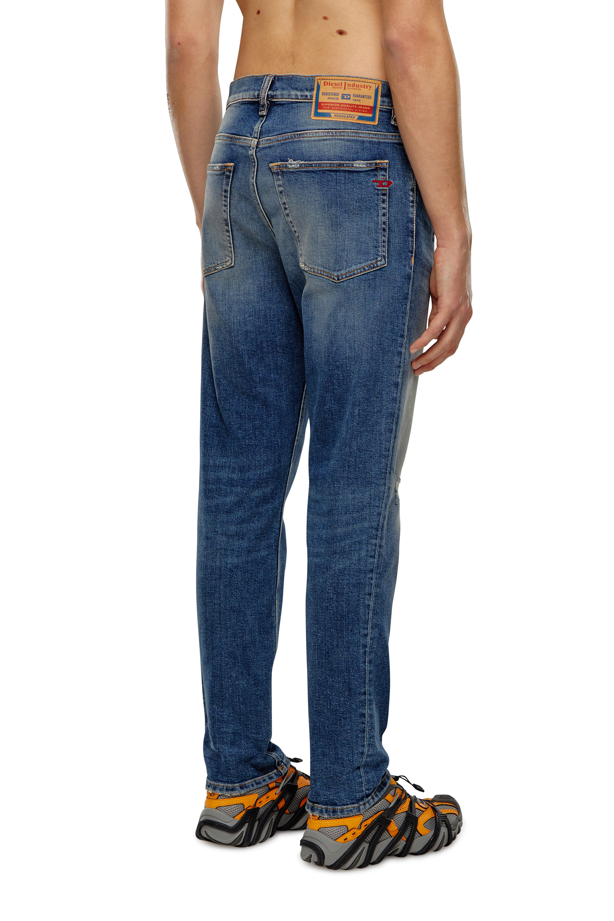 Diesel - Man's Regular Jeans 2005 D-Fining 09H45, Medium blue - 4
